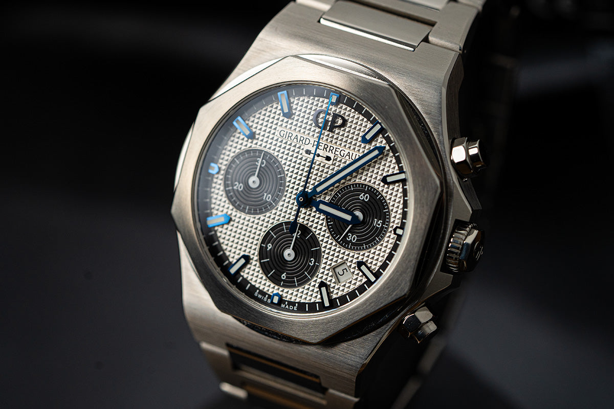 Girard-Perrgeaux Laureato Chronograph
