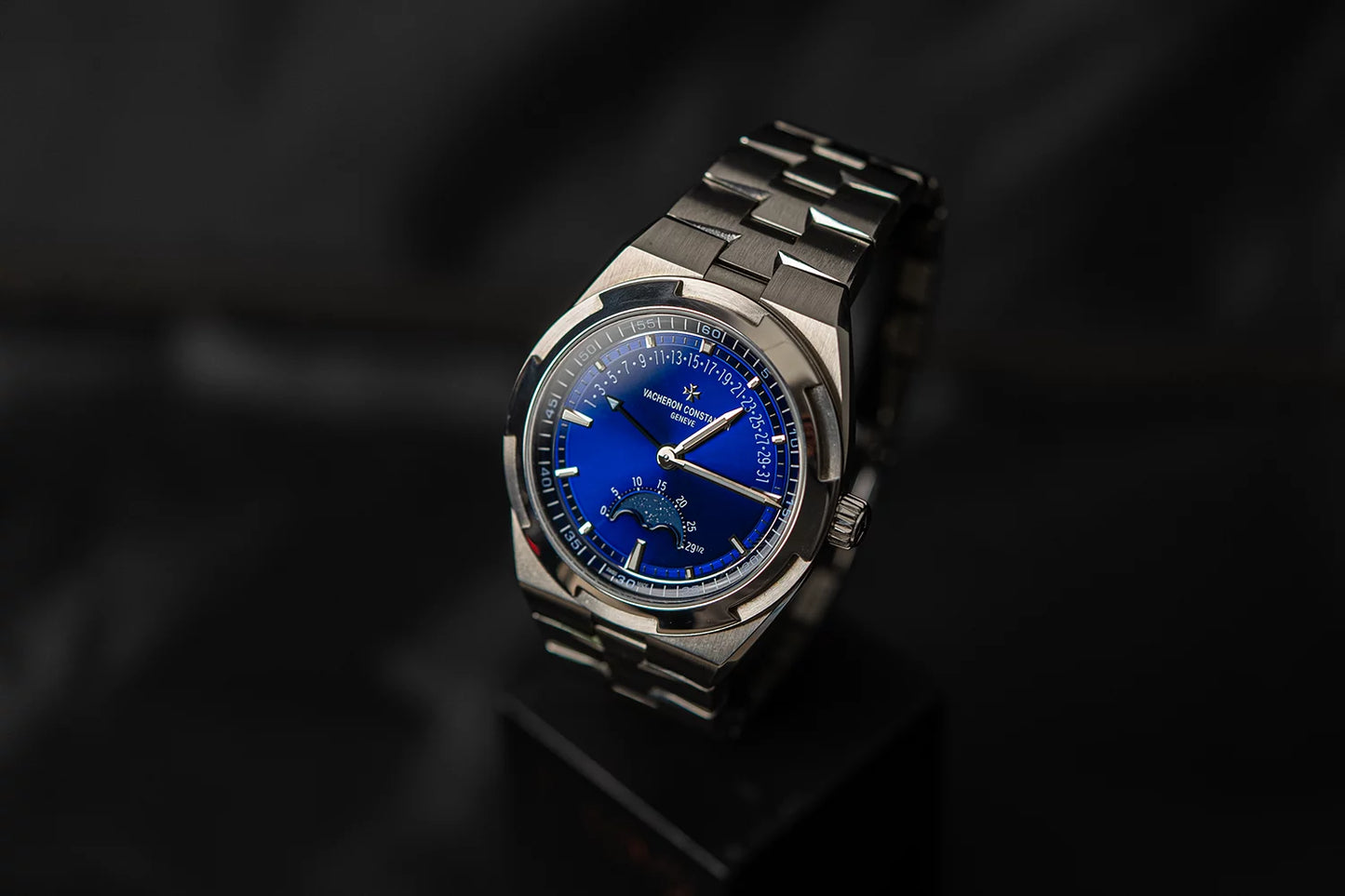 Vacheron Constantin Overseas Retrograde