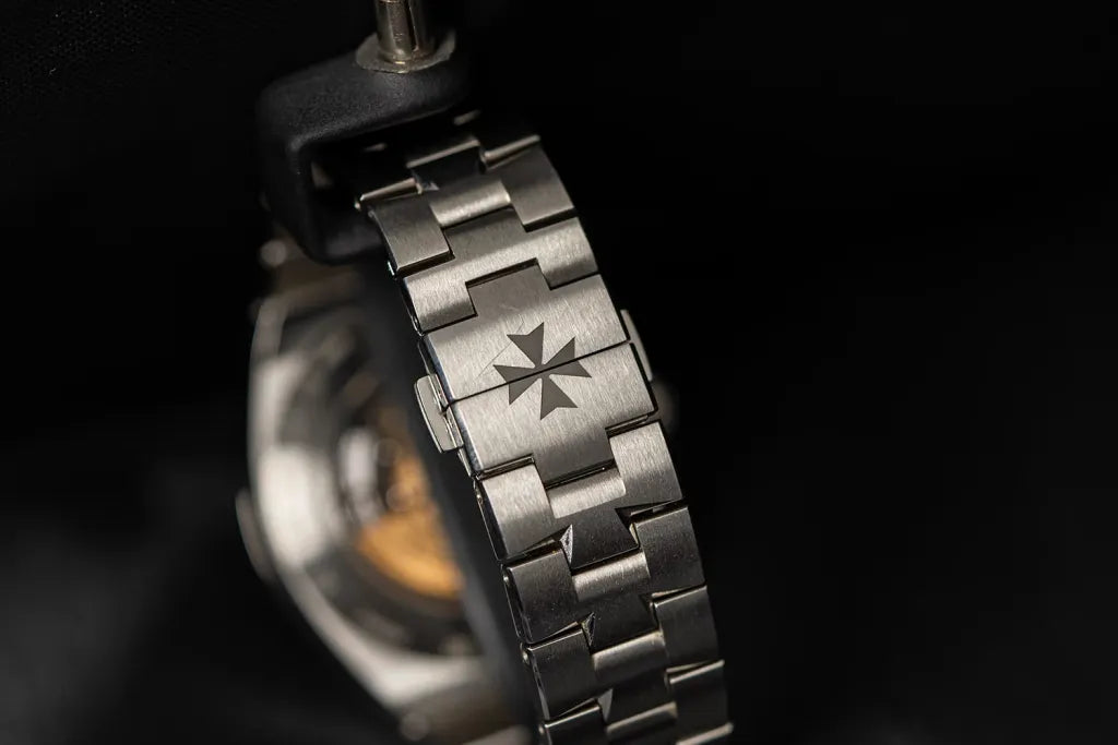 Vacheron Constantin Overseas Retrograde
